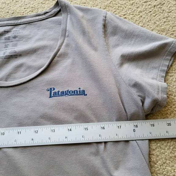 Patagonia Gray Graphic T-Shirt - Picture 3 of 7